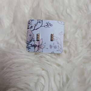 𝅺Aldo rose gold & pink pearl post earrings
